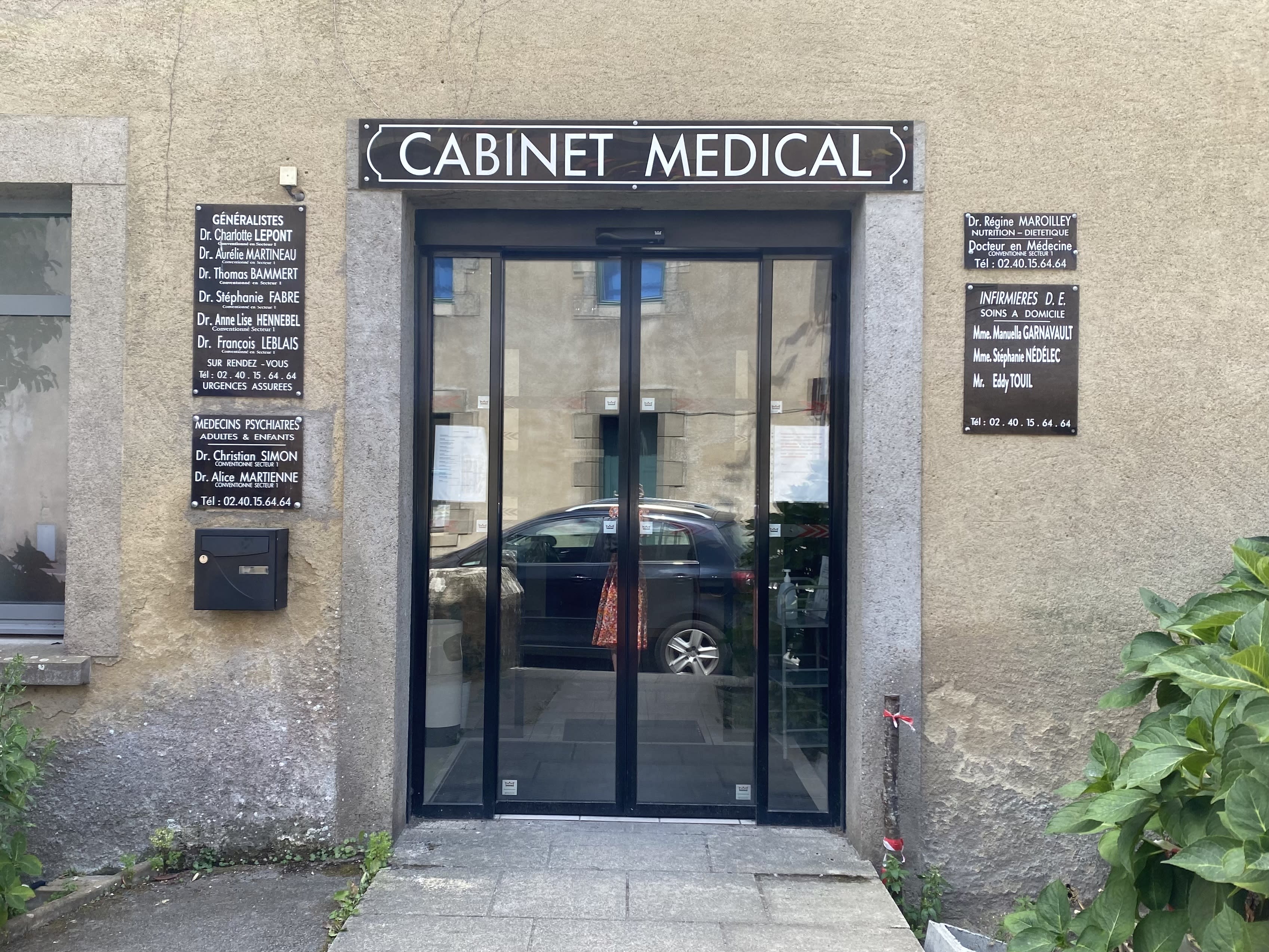 Dr Agathe Briand