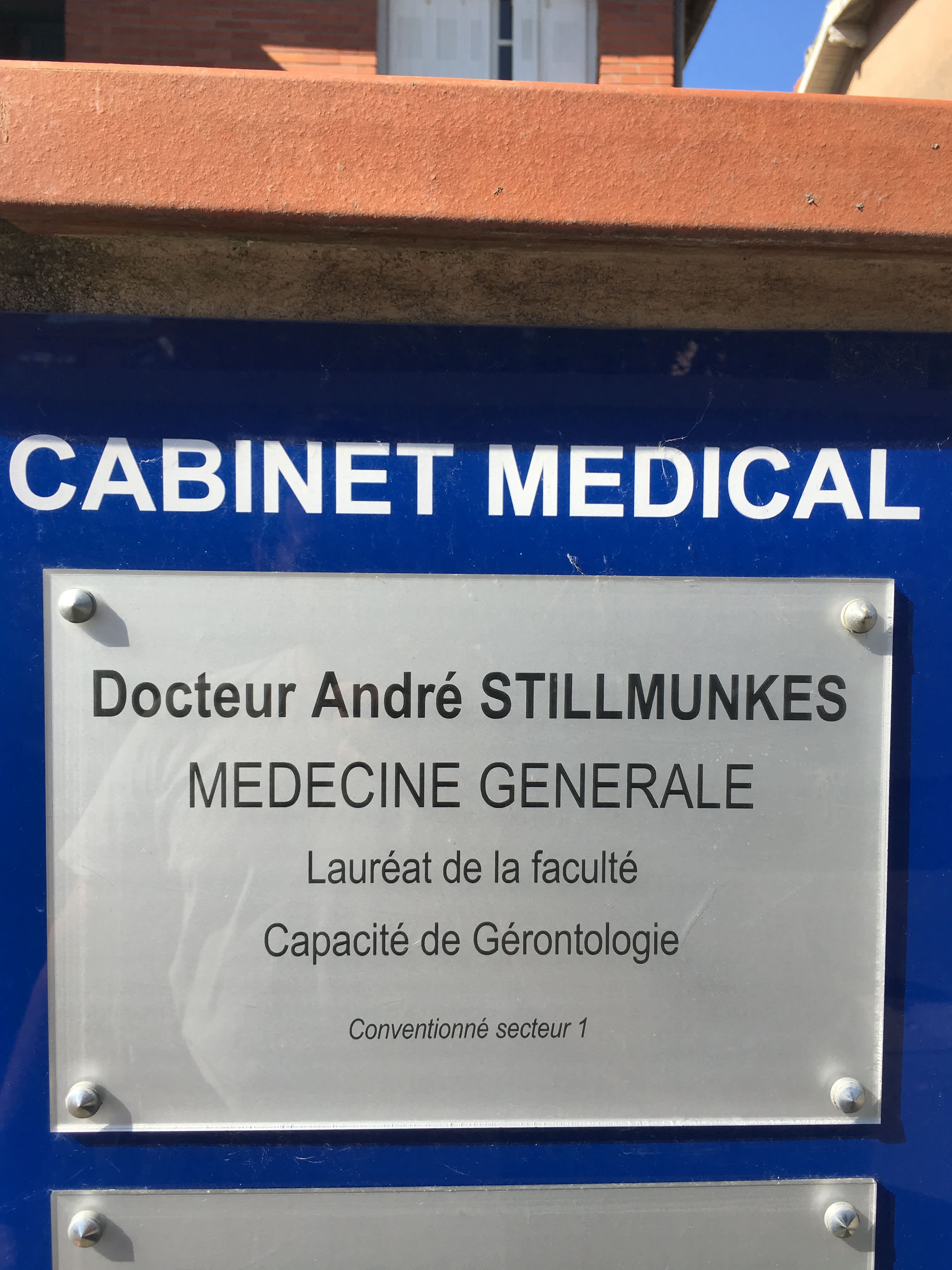 Dr André Stillmunkés