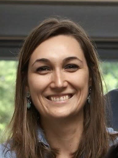 Dr Claire Debaudringhien
