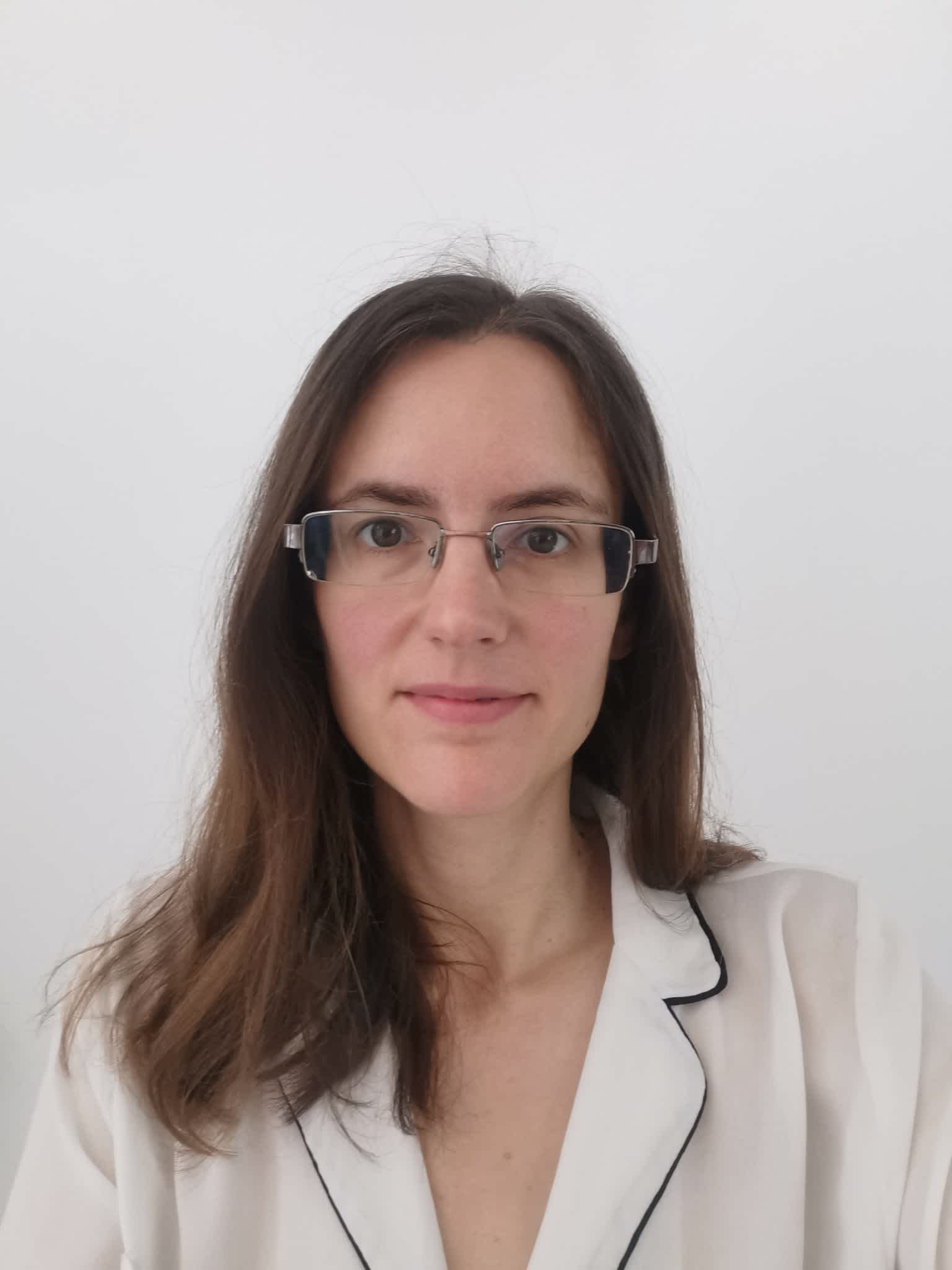 Dr Diane De Hauteclocque