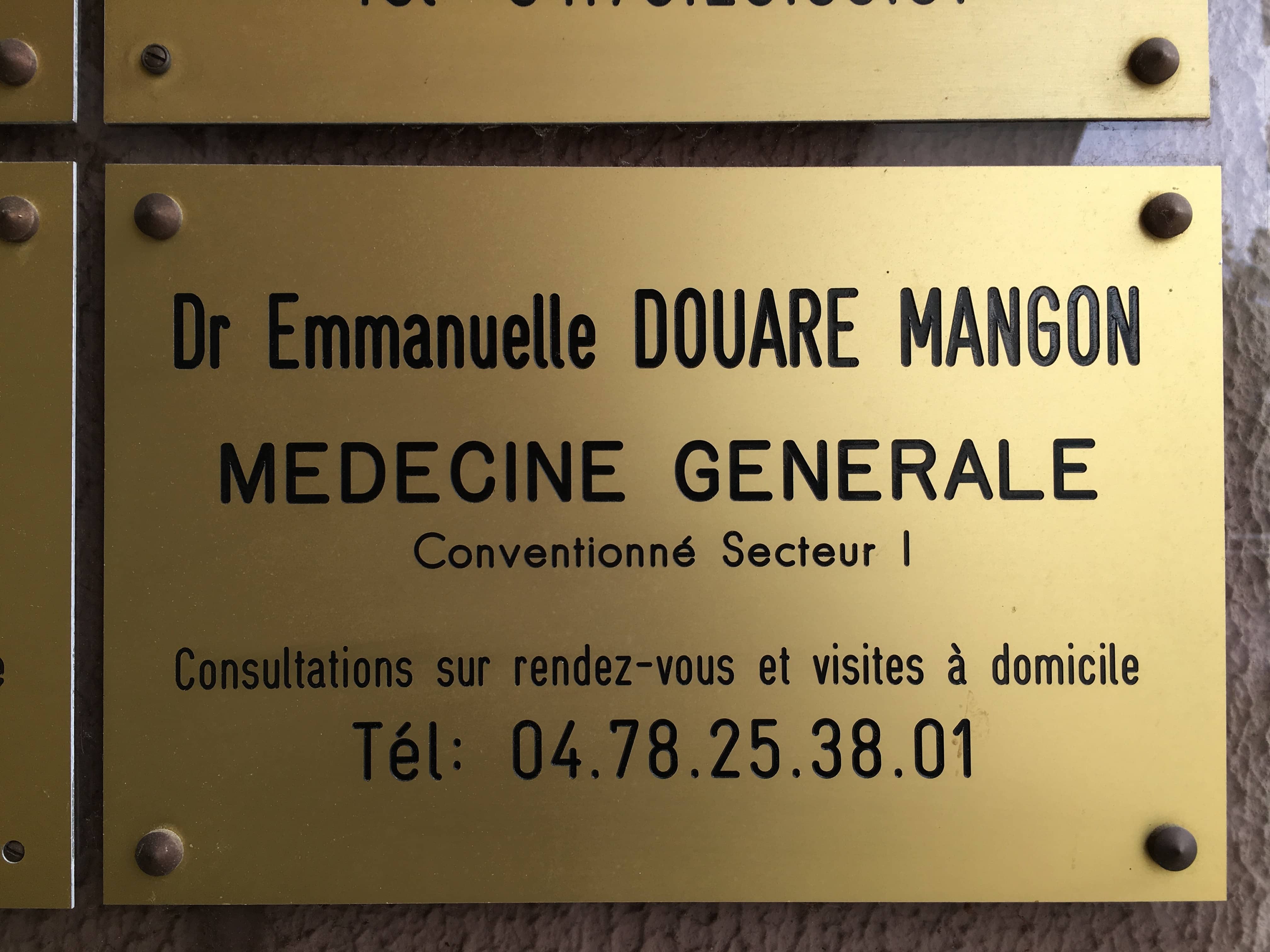 Dr Emmanuelle Douare-Mangon