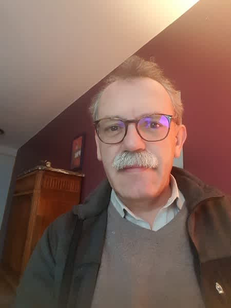 Dr Emmanuel Viry