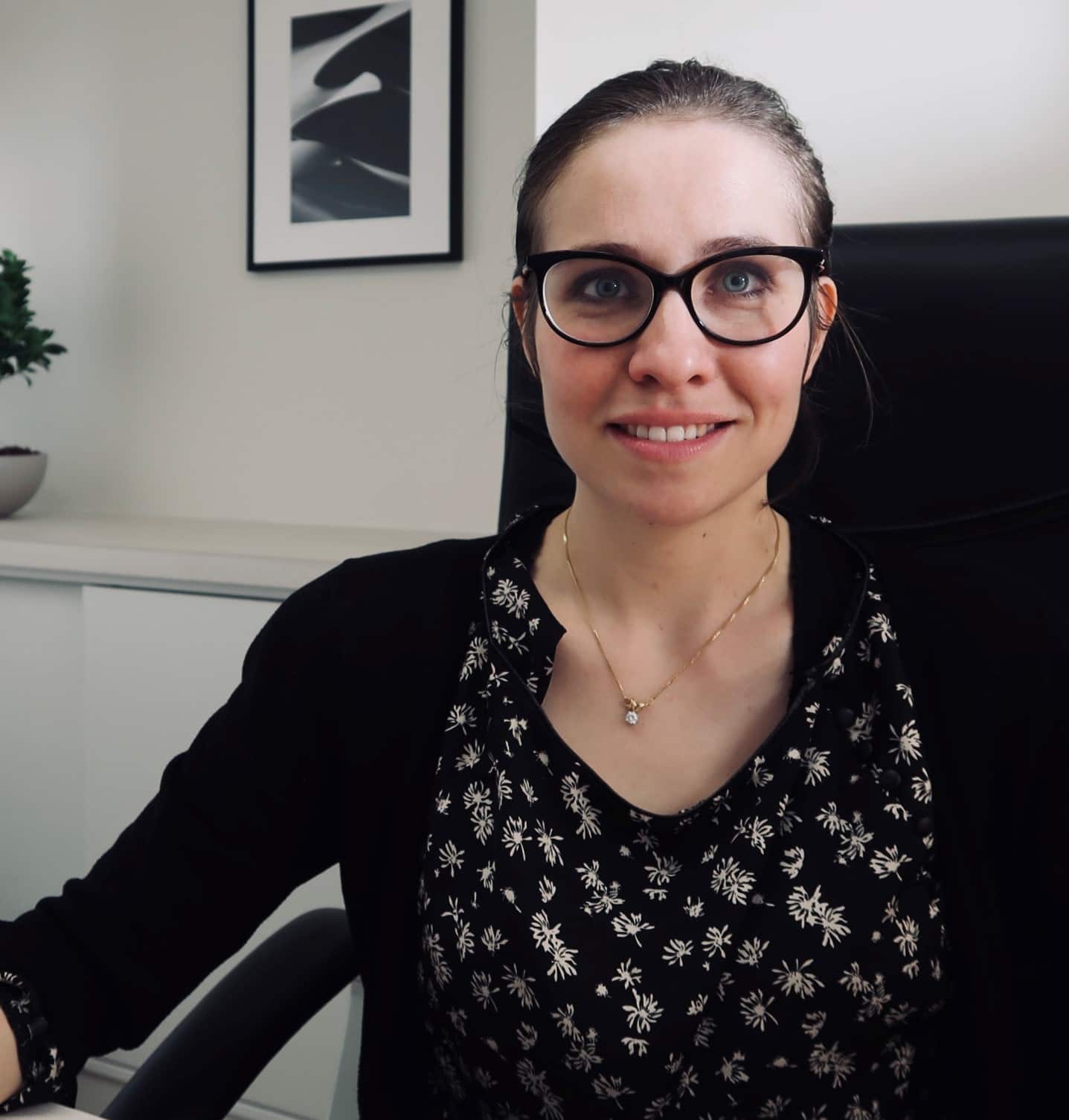 Dr Eve-Lise Fernandez