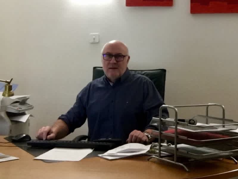 Dr François Mantout