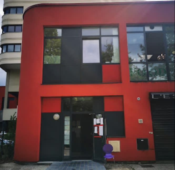 Dr Jean-Paul Guegain