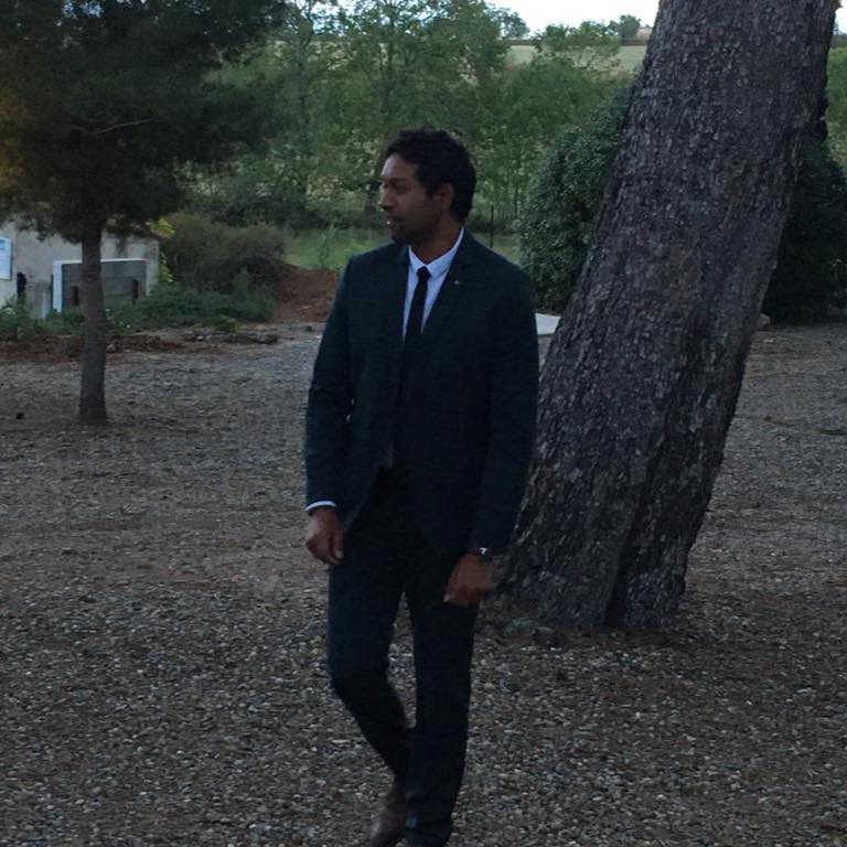 Dr Olivier Tambouran