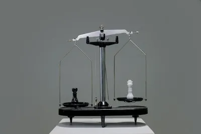 scale weighing decisions