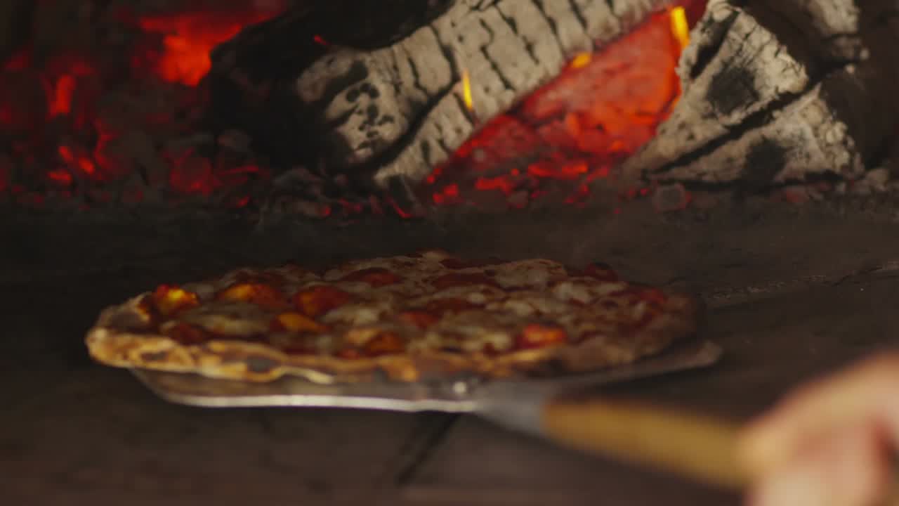 Redboy Pizza | Home of the Sourdough Crust | Order Online