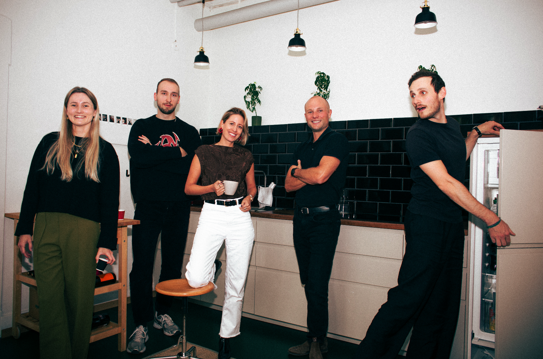 Two project managers discuss a meeting