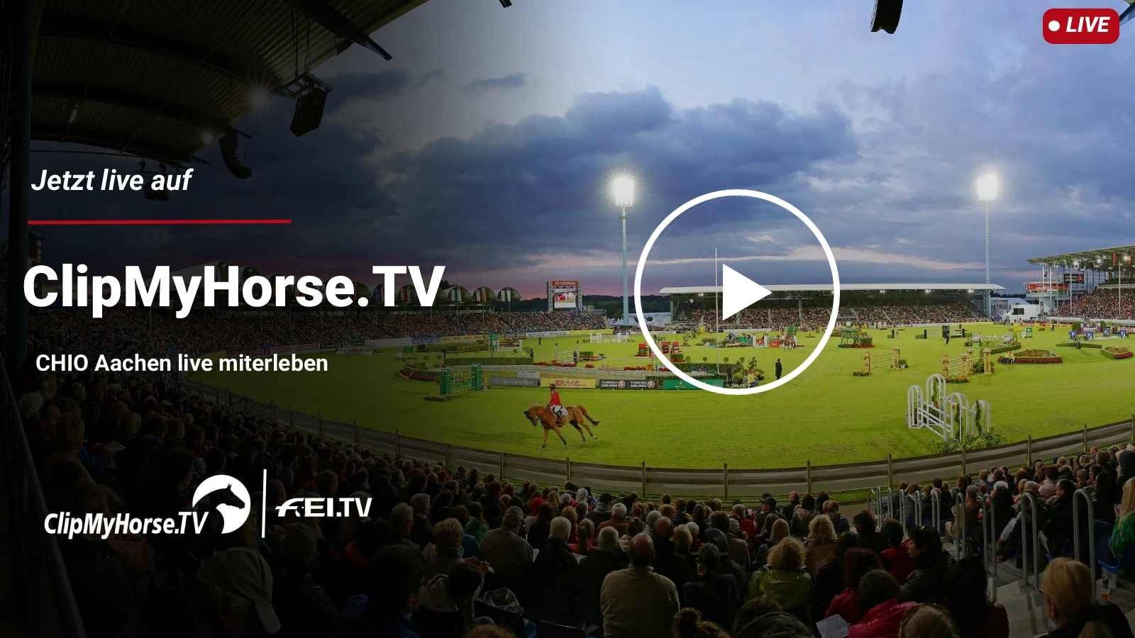 Werbebild für einen Pferdesport-Livestream (ClipMyHorse.TV) mit Stadion, Reitparcours und Publikum.