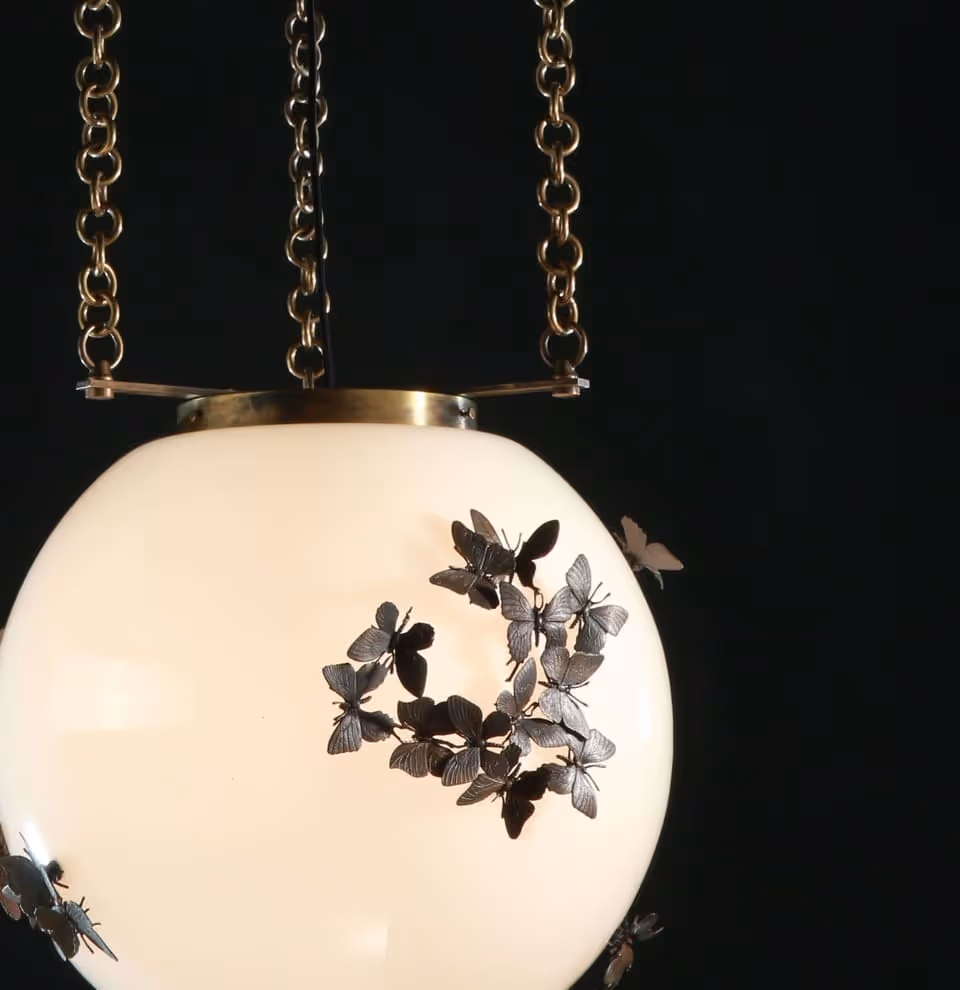 Haunt Pendant