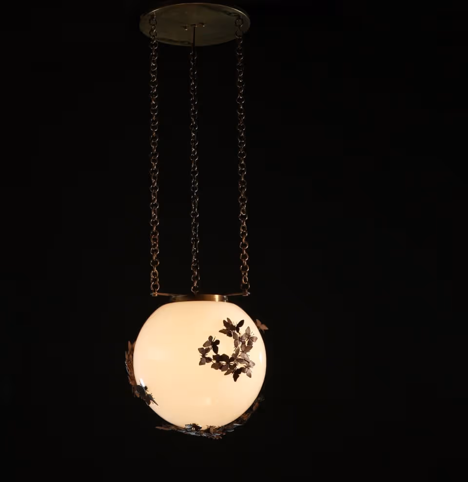 Haunt Pendant