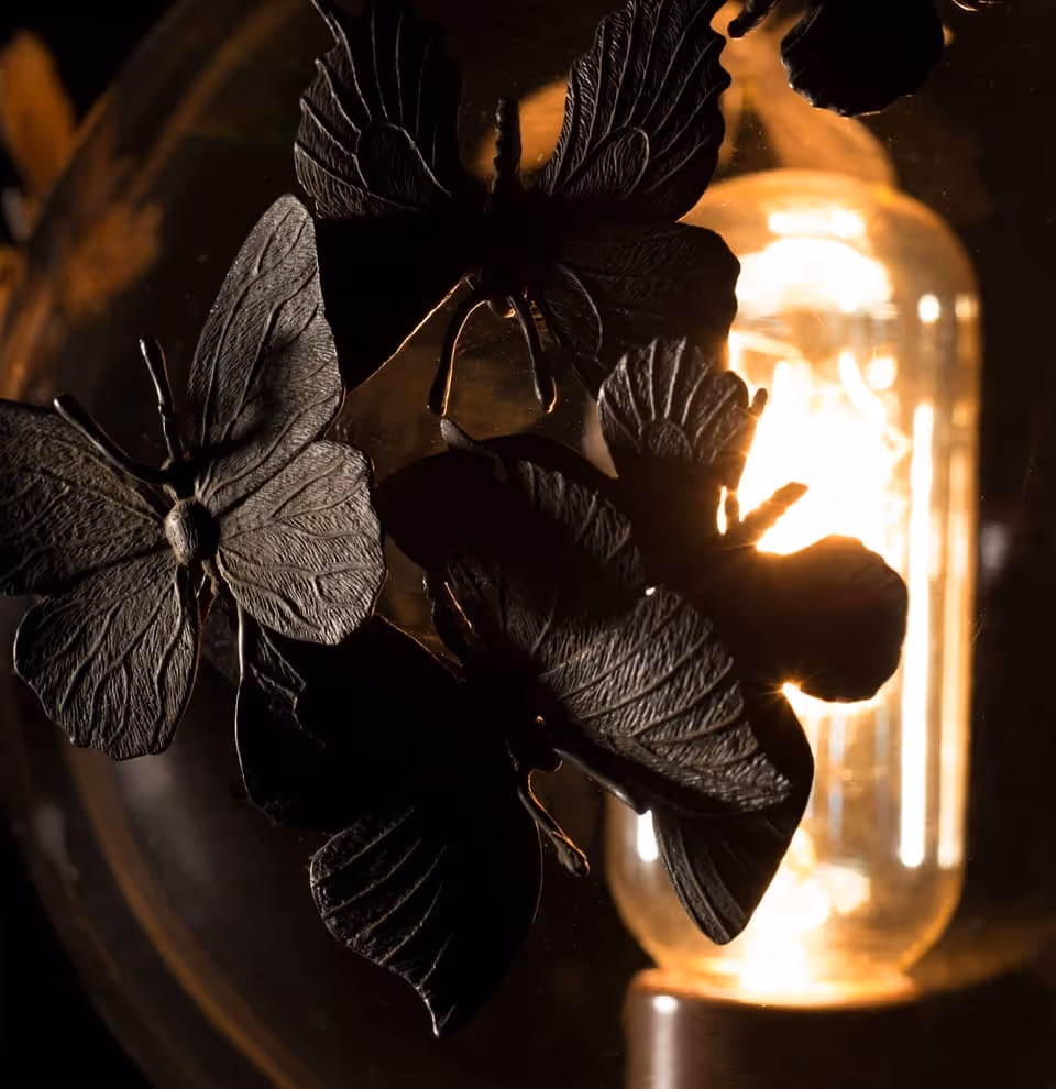 Haunt Table Lamp