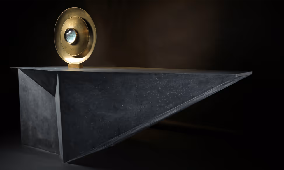 Iris Table Lamp
