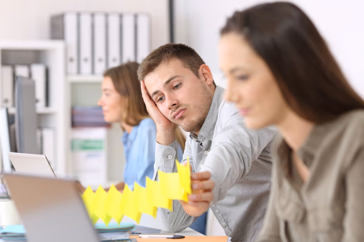 Managing Underperformance in Sales Workplace