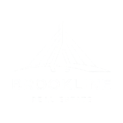 Elevate Wellness North Shore logo with a stylized figure forming the letter I.