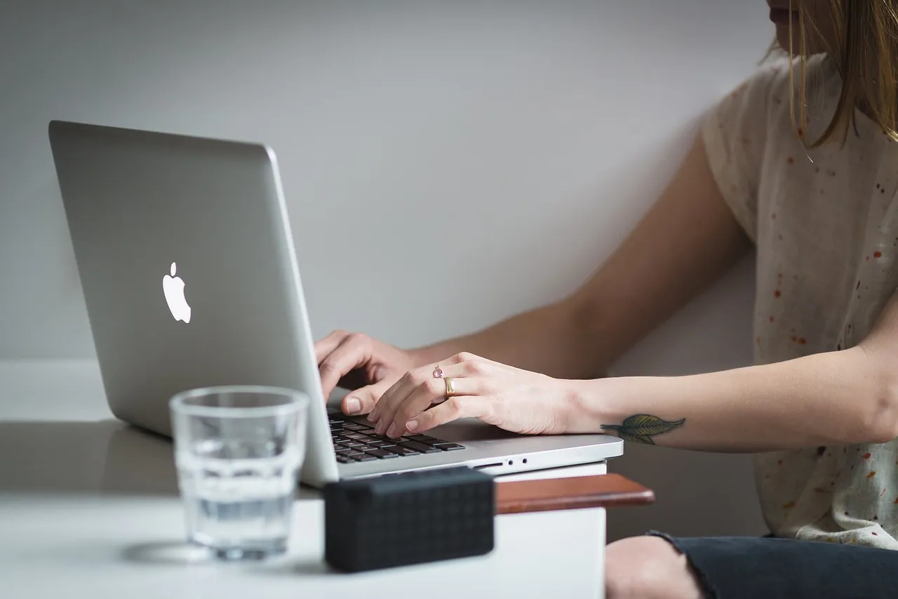 Steps to Conduct Thorough Industry Research to Identify Job Opportunities