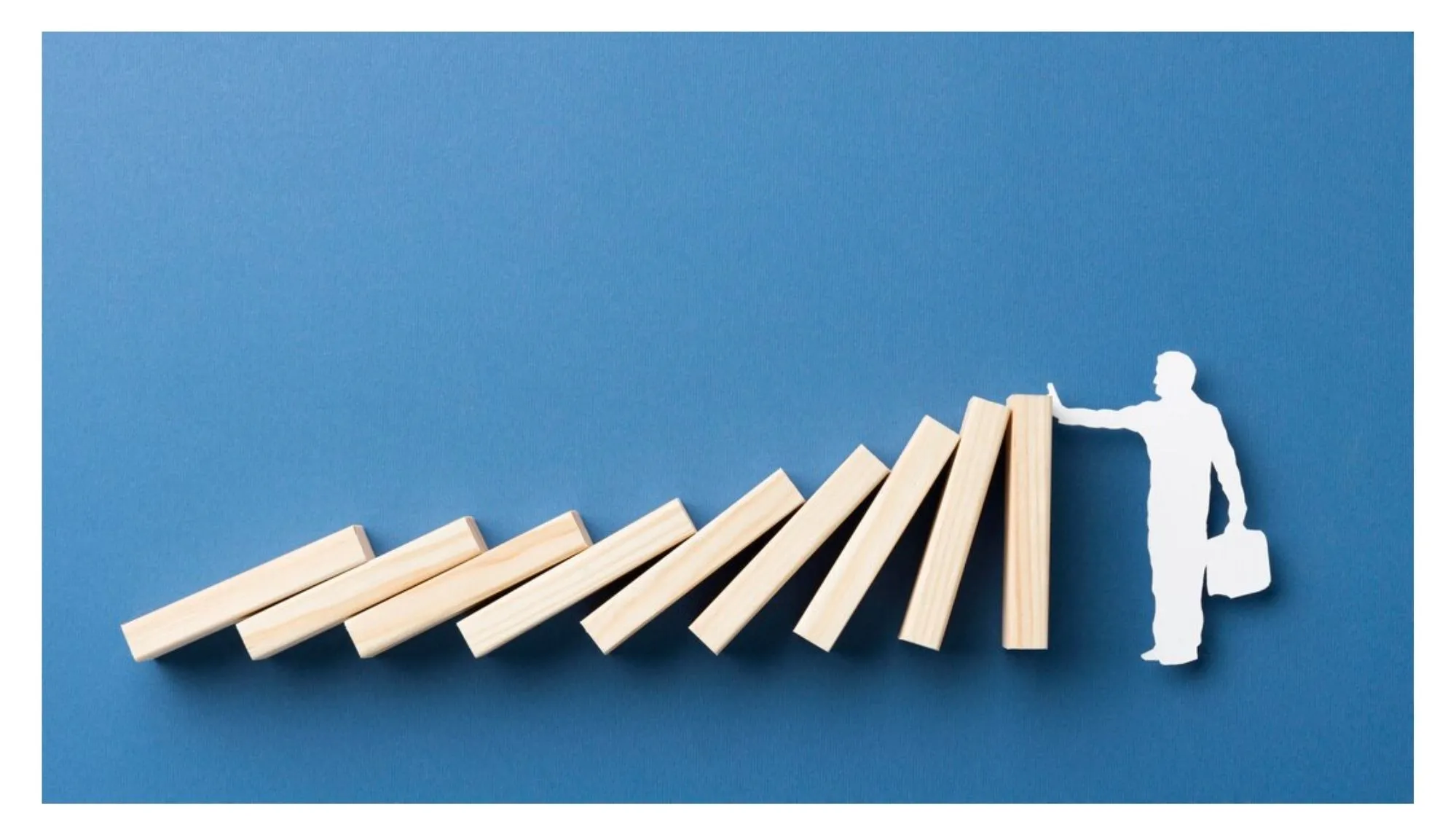 Domino effect triggered by unemployment
