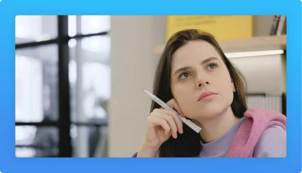 Woman on her 30's thinking on career change ideas
