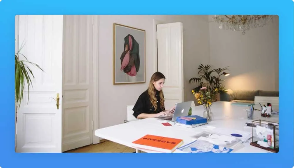 A virtual assistant working from home office