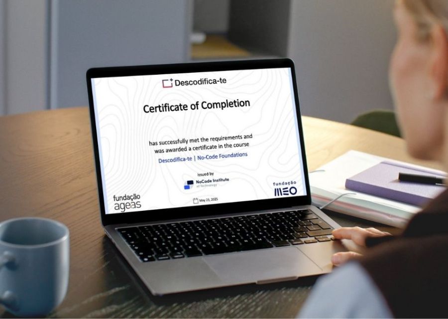 What to Write When Posting a Certificate on LinkedIn