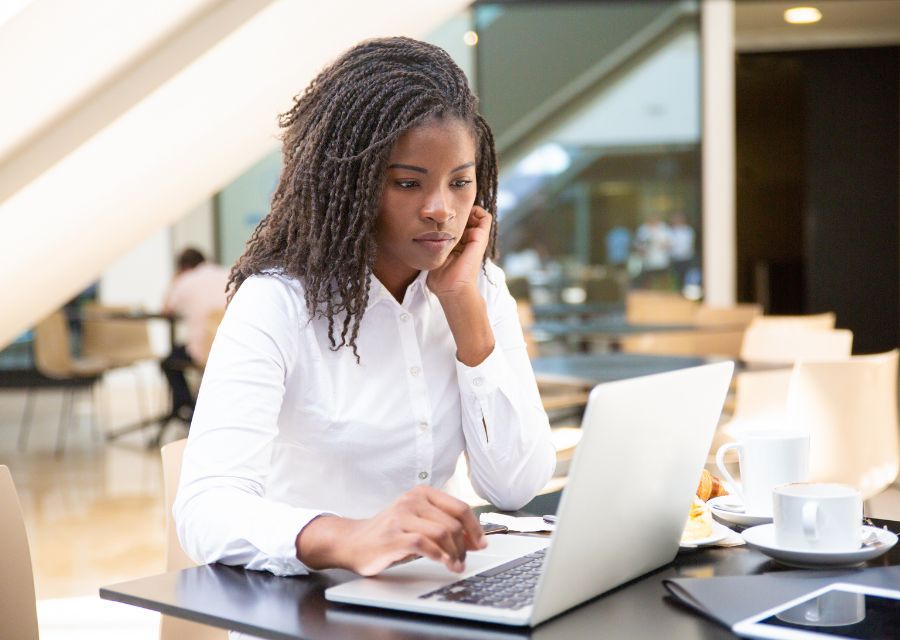 What to Write in Your LinkedIn “About” Section When You're Switching Careers