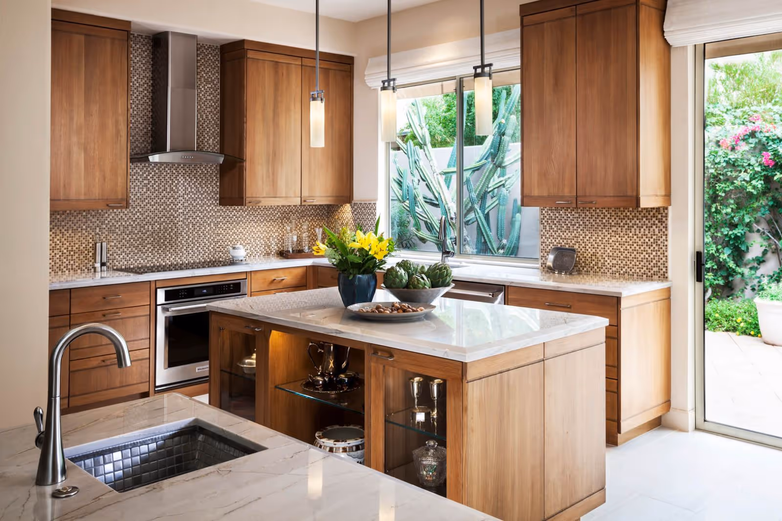 modern kitchen for Arizona interior design by Sesshu Design Associates