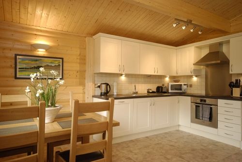 Self catering lodge kitchen and dining