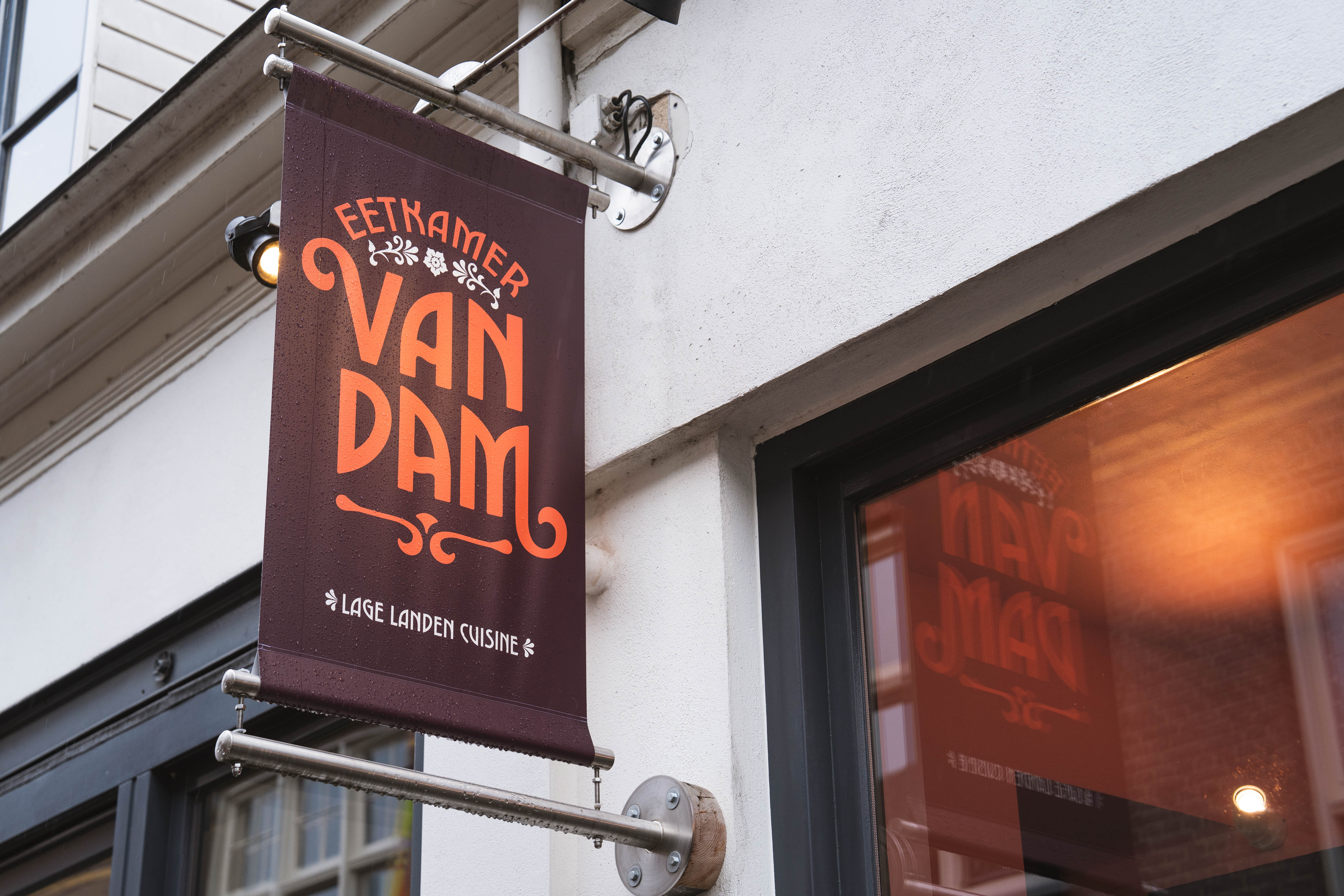 Eetkamer van Dam