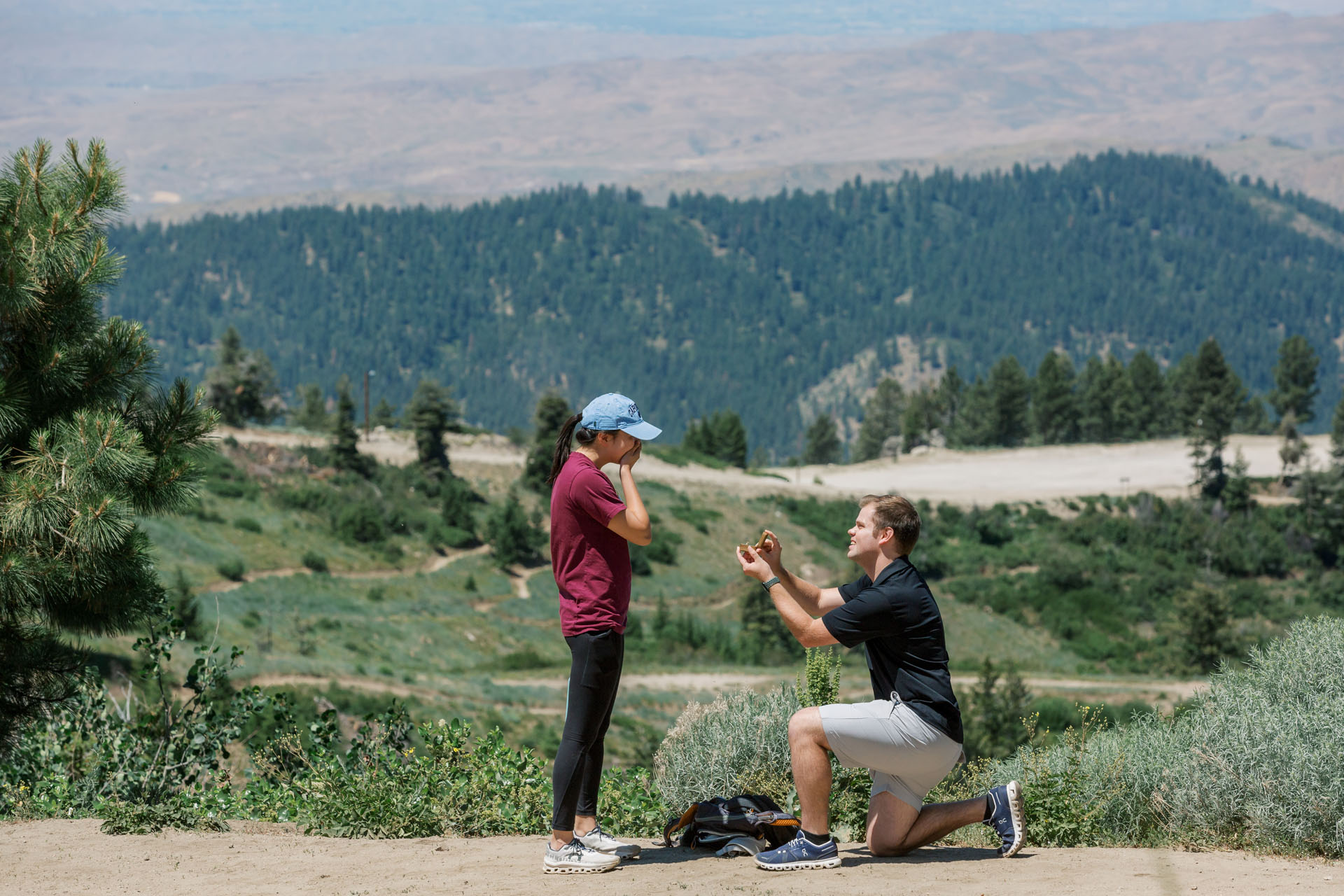 Nate proposing to Kano at Bogus Basin