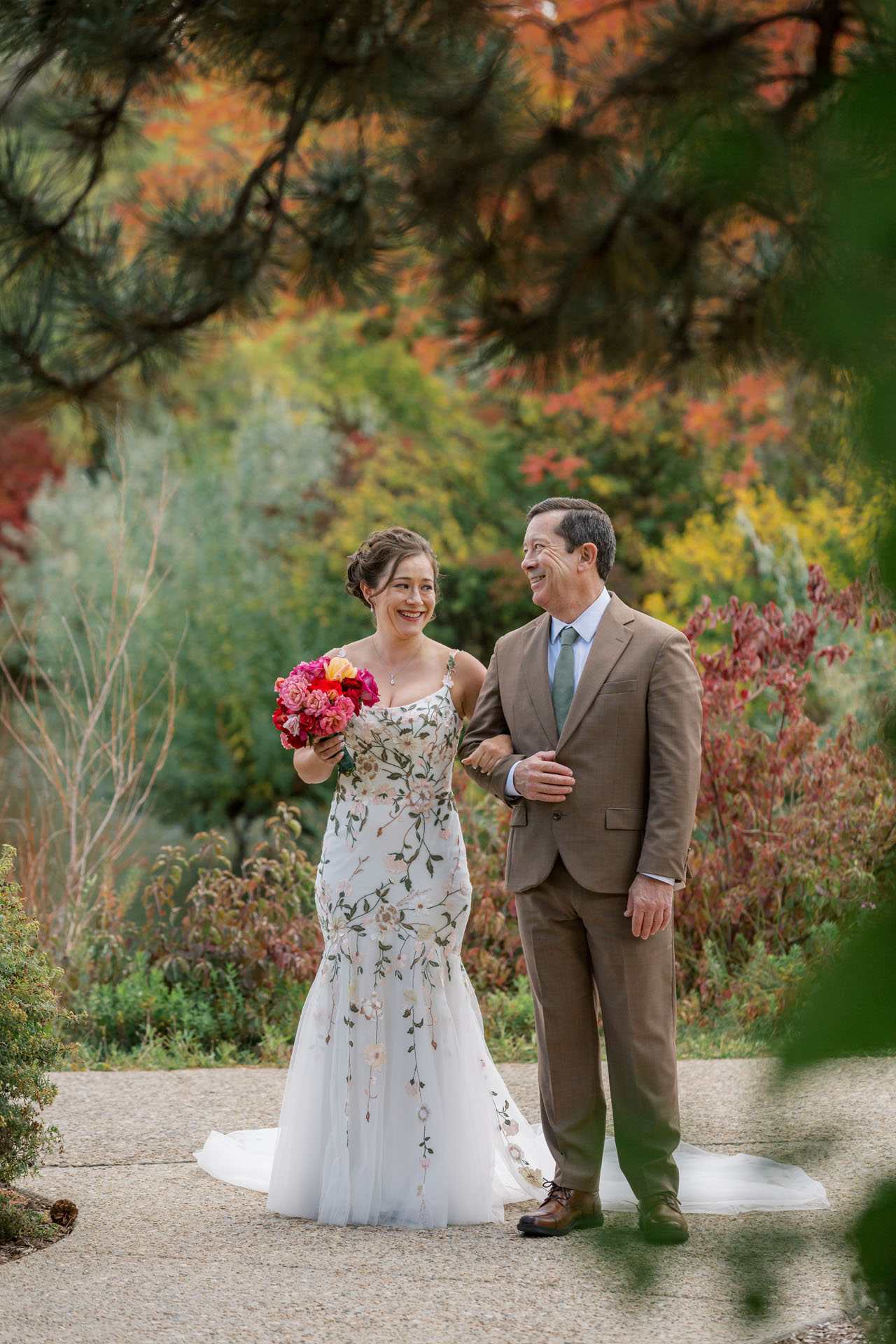 bride and her dad getting ready to walk down the aisle