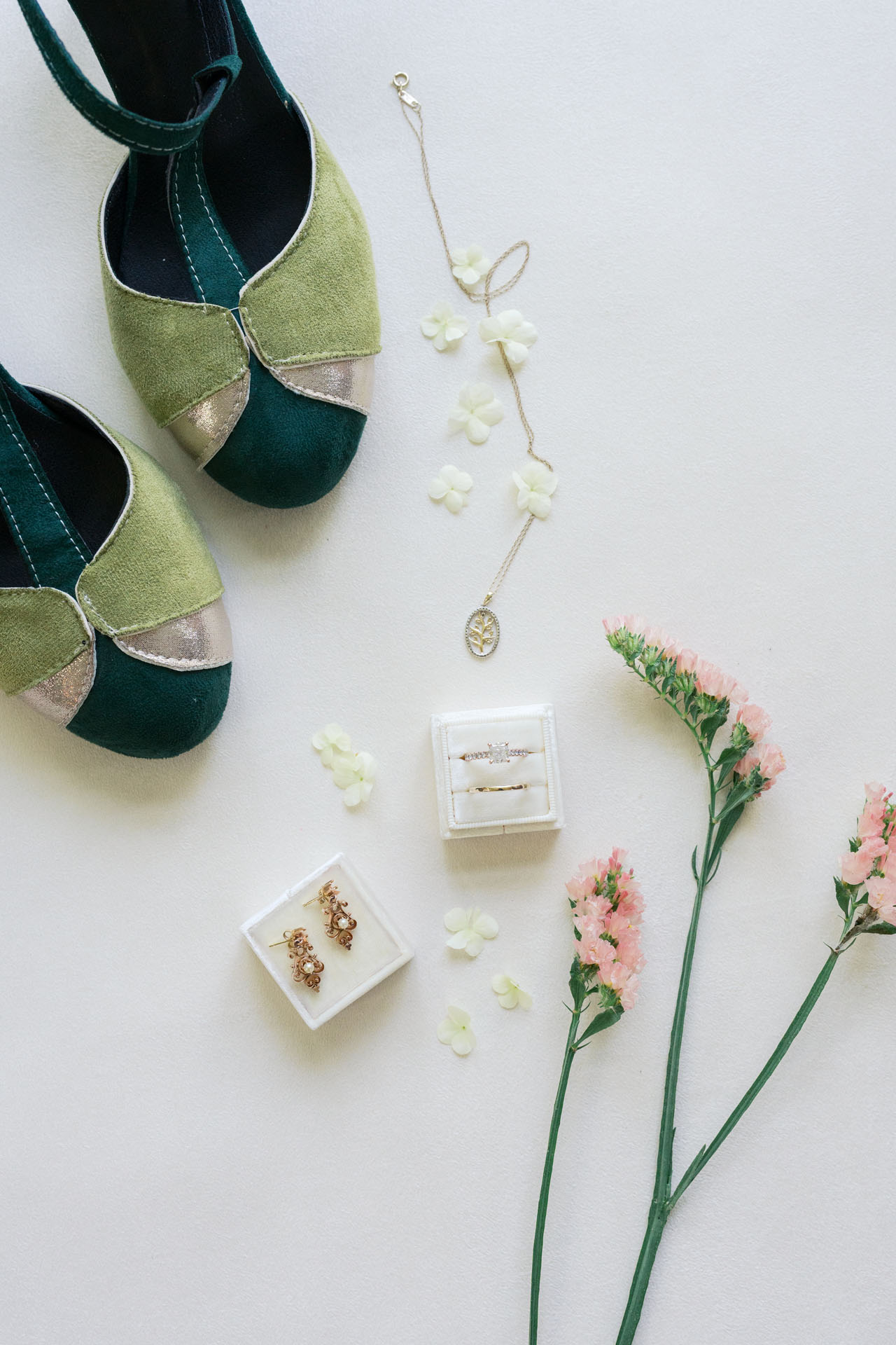 photo of bride's details
