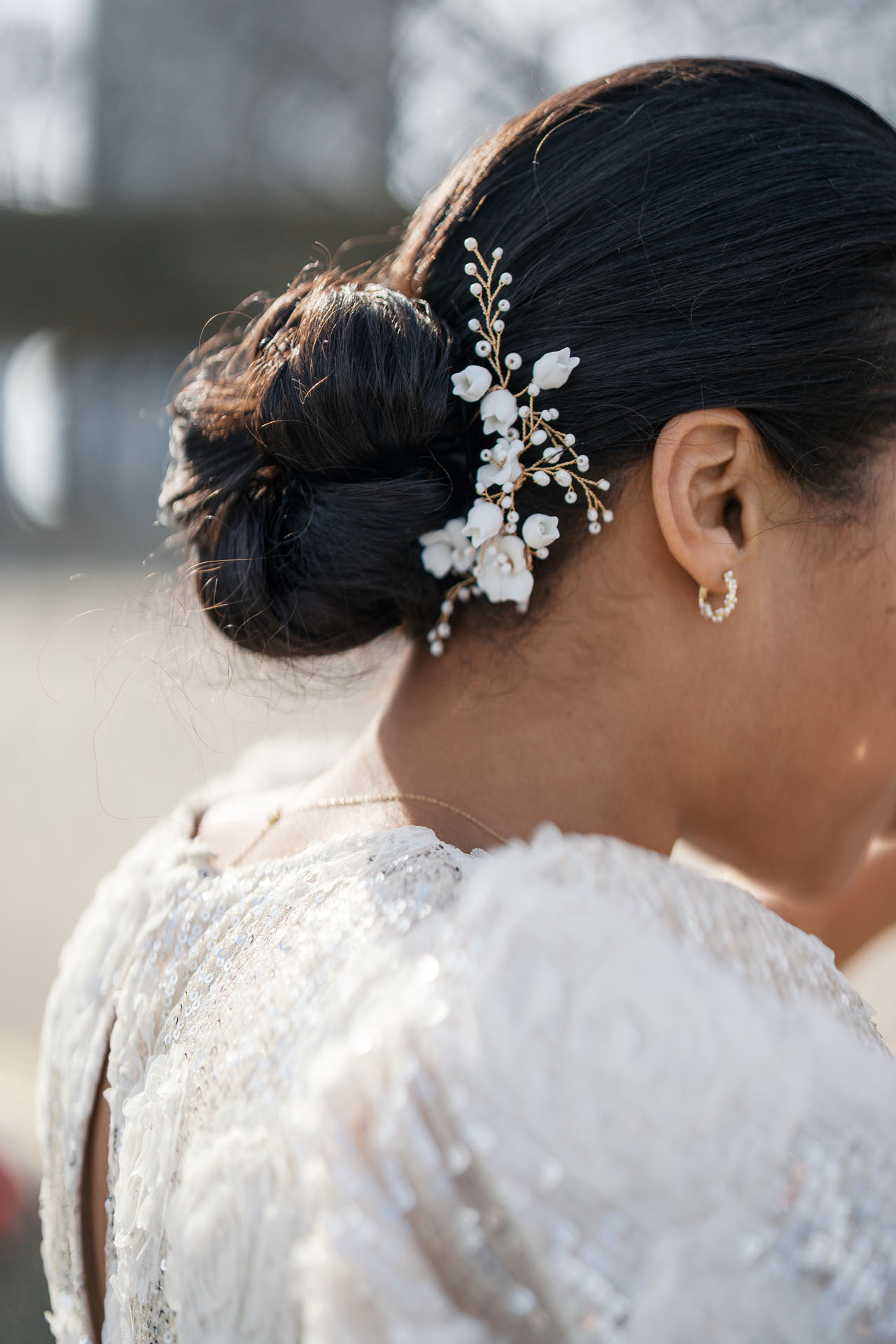 decorative hair piece in bride's hair
