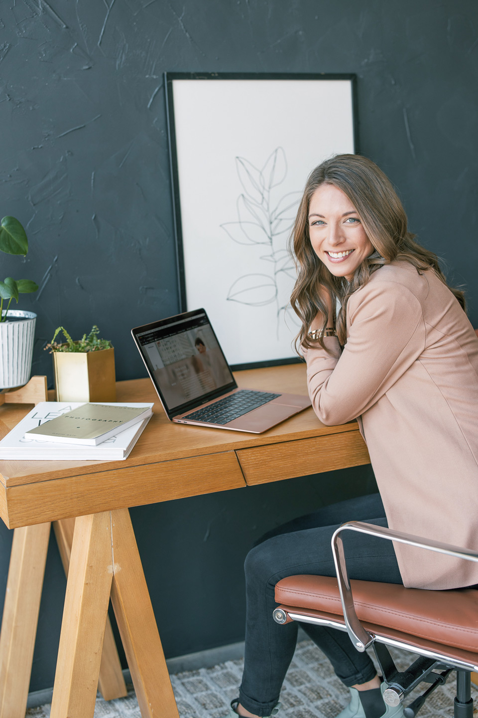 Becky Dean from Studio Ostendo, Blog Management