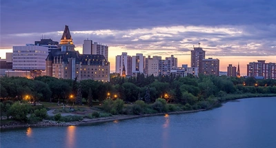 Skyline of Saskatoon, Saskatchewan, Canada, where Phoenix offers virtual healthcare and online treatment services for men.