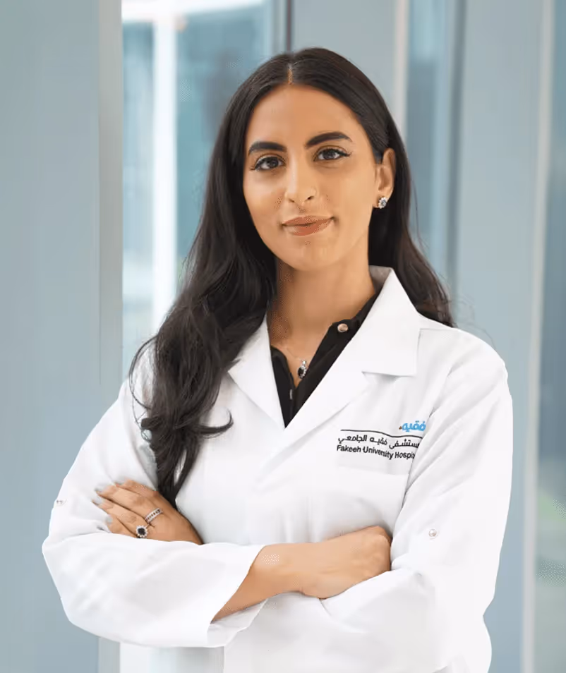 Dr. Amna Khushnud