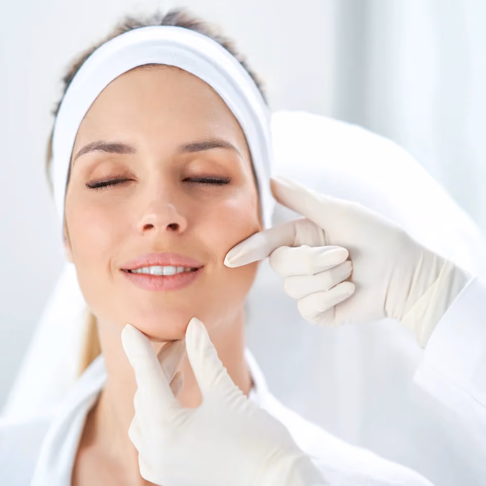 عرض حصري لإجراءات التجميل والحقن