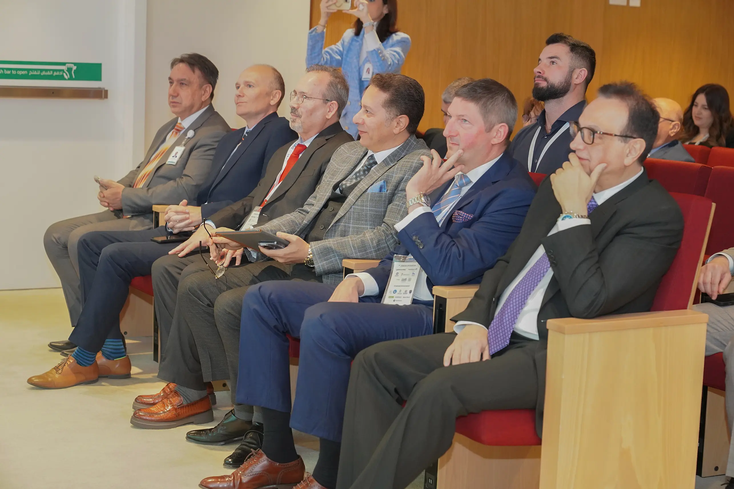 فقيه جامعة المستشفى يستضيف بفخر اليوم الثالث من مؤتمر دبي للذكاء الاصطناعي، مما يعزز ريادته في استخدام الذكاء الاصطناعي في العمليات الصحية و البحث الطبي.