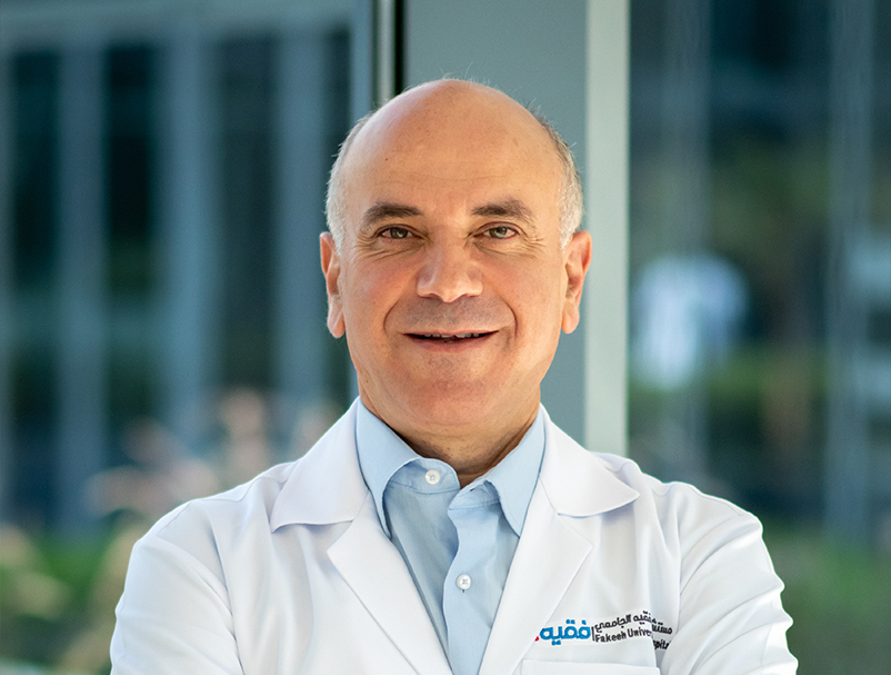 نجاح استشاري أورام نسائية في إزالة 54 ورمًا ليفيًا