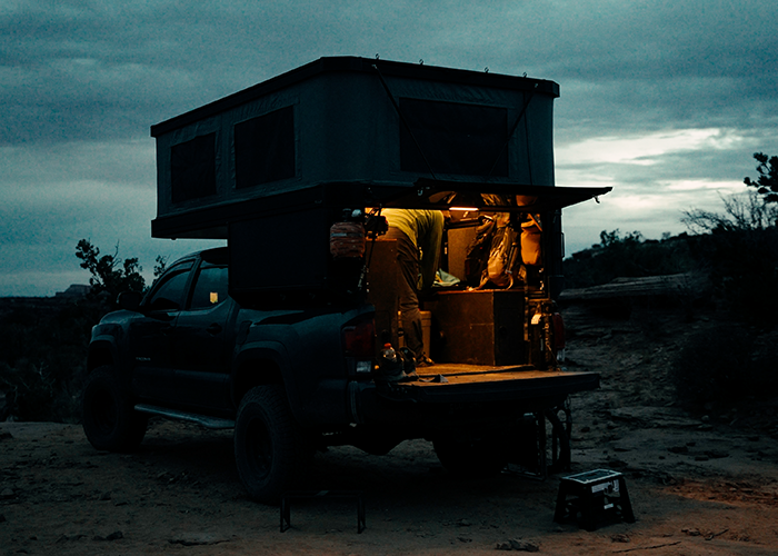 Tune M1 pickup truck camper