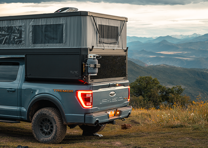 Ford F-150 with a Tune truck topper