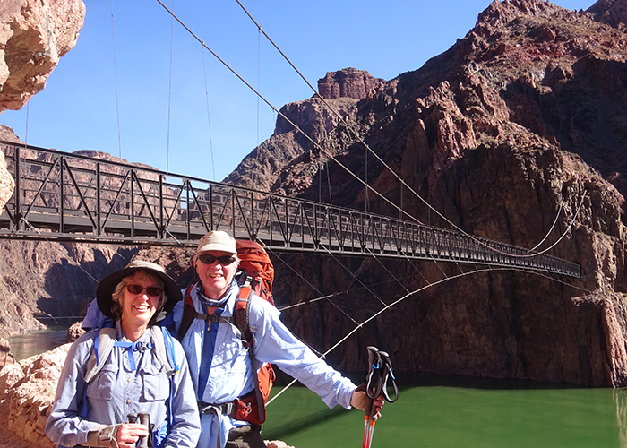 Couple at the grand canyon