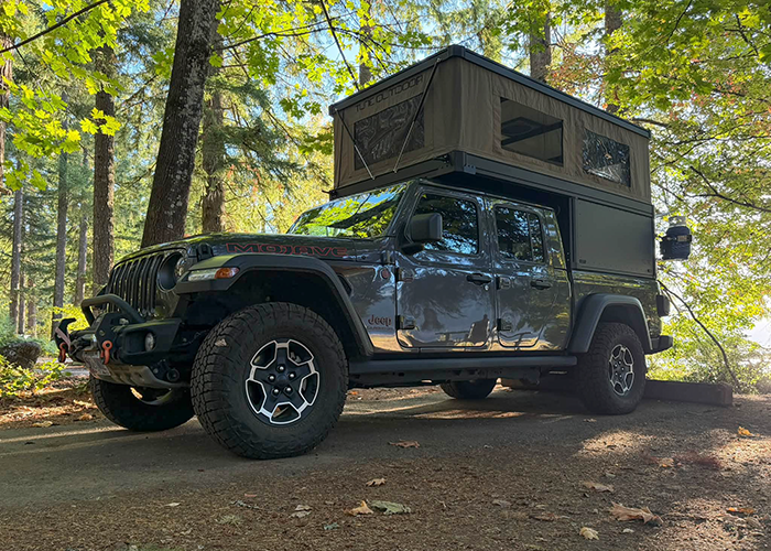 jeep gladiator topper