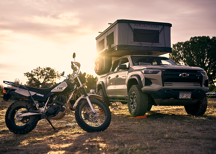 chevy colorado topper camper