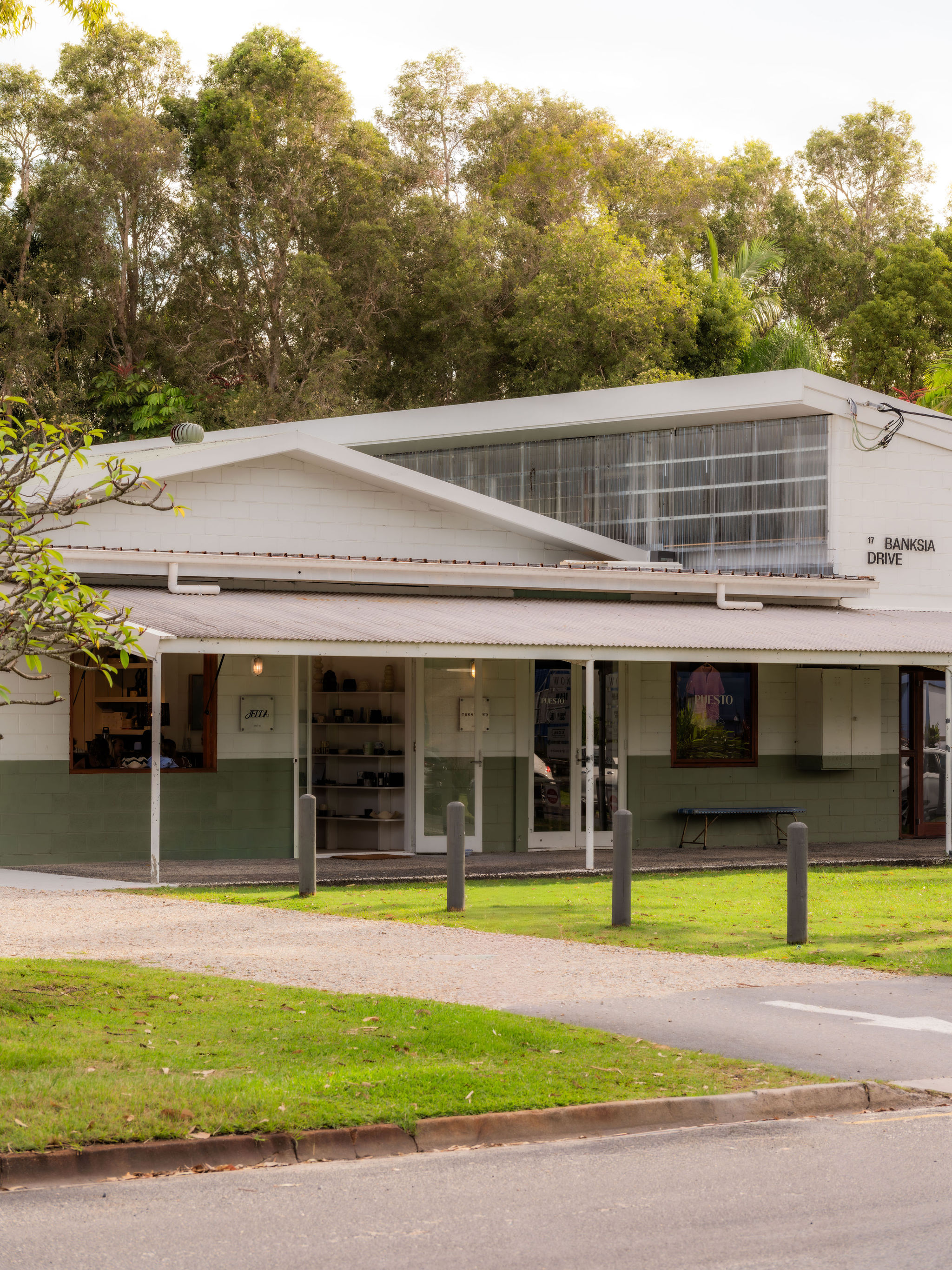 17 Banksia Drive 