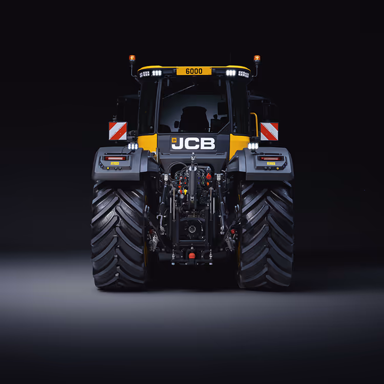 JCB LAUNCHES HIGH-TECH FASTRAC 6000 SERIES TRACTORS