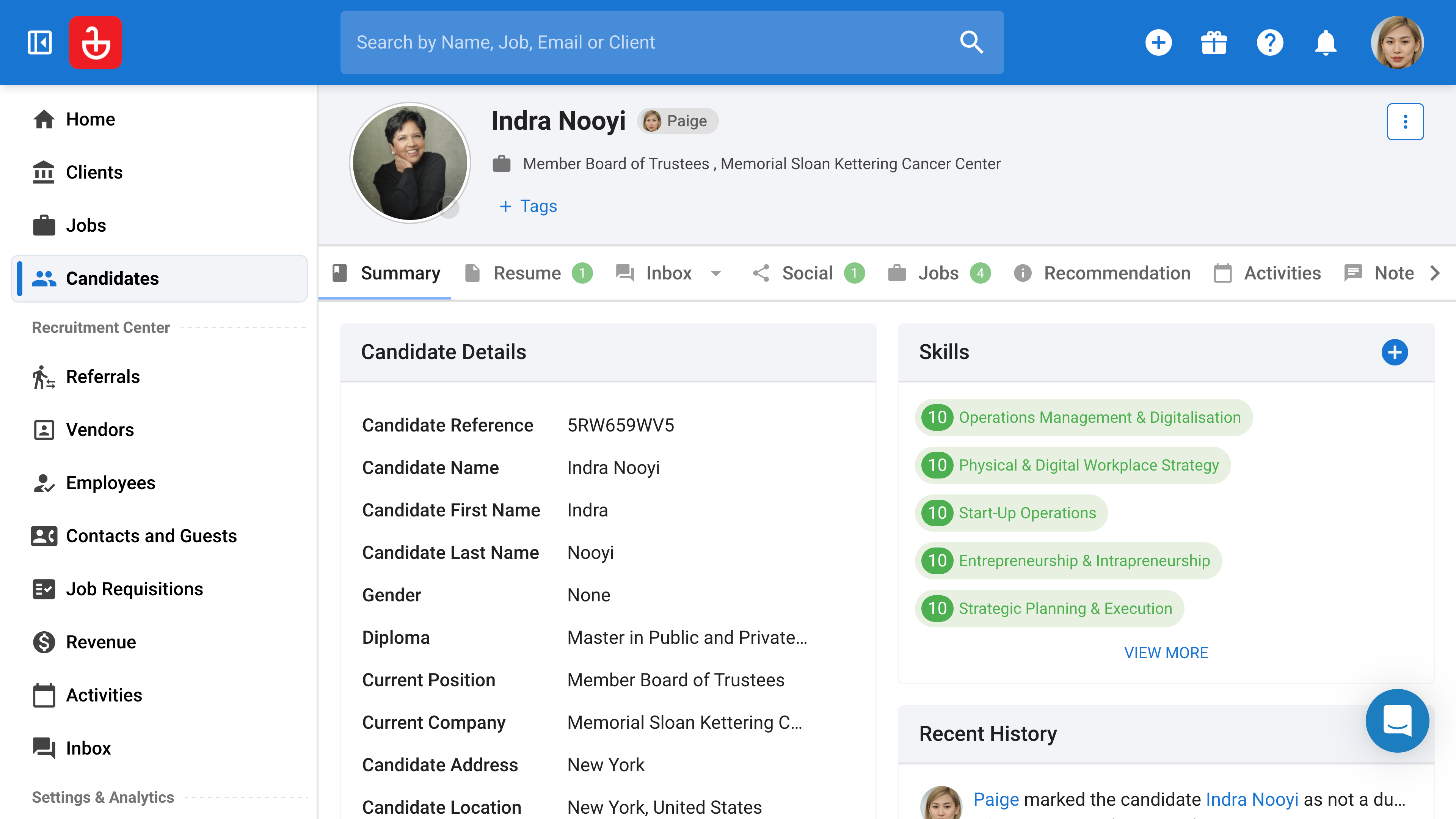 Candidate sourcing software with career page templates