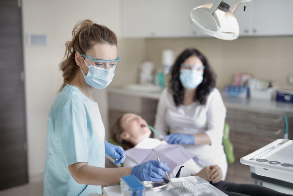 A–Z Guide to Free Dental Work for Low-Income Adults