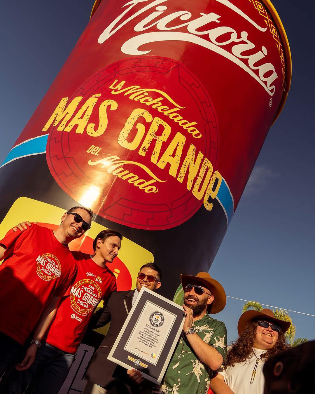 La Michelada más grande del mundo la hizo Ratpack