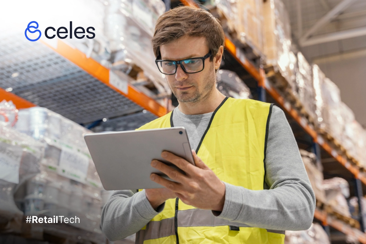 Colaborador usando Celes para el método de control de inventario